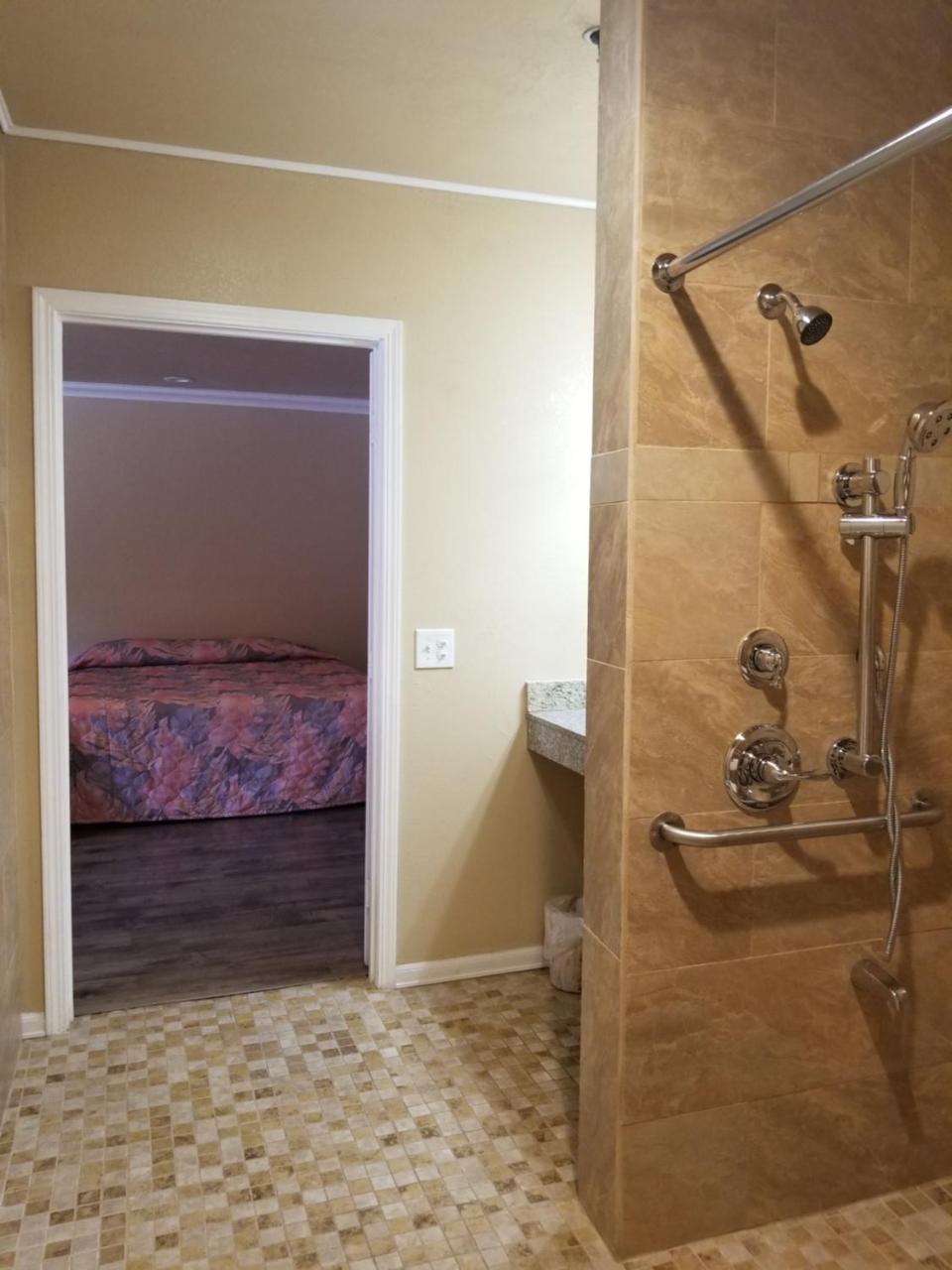 Welcome Inn & Suites أنهايم المظهر الخارجي الصورة